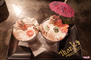 Illustration for article titled 3D Cocktail Art Is Cute and Will Get You Drunk